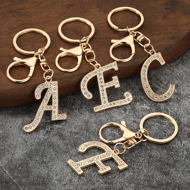 Metal 26 Letter Rhinestone Key - Women Bags Amazon recension och pris